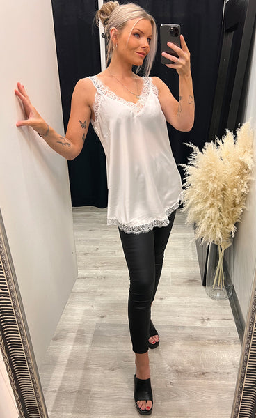 Becca blúndubolur - litur 9