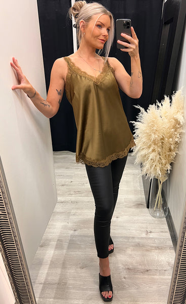 Becca blúndubolur - litur 10