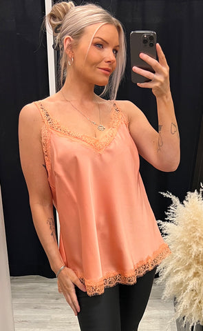 Becca blúndubolur - litur 11