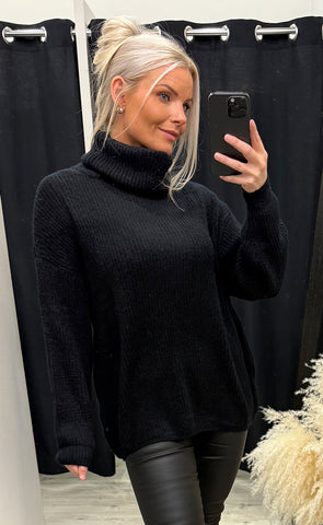 Chloe pullover - black