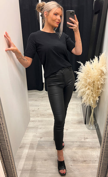 Shoulder tee - black
