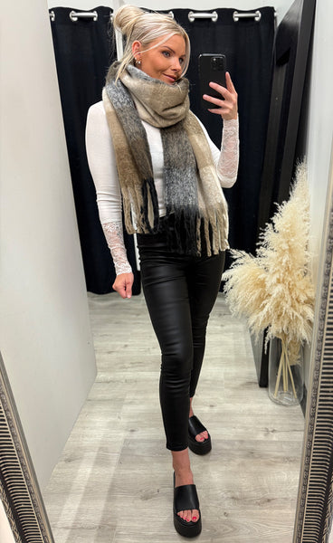 Sceva scarf 1 - beige mix