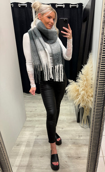 Sceva scarf 1 - grey mix
