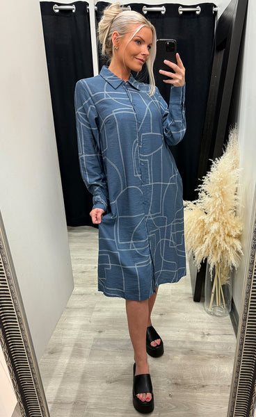 Daphne dress 1 - bering sea art