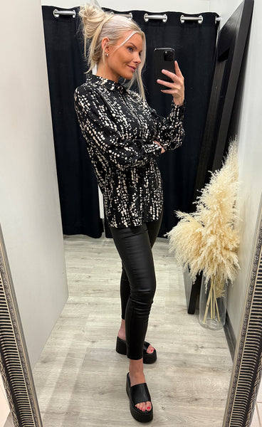 Ariana shirt 7 - black drop
