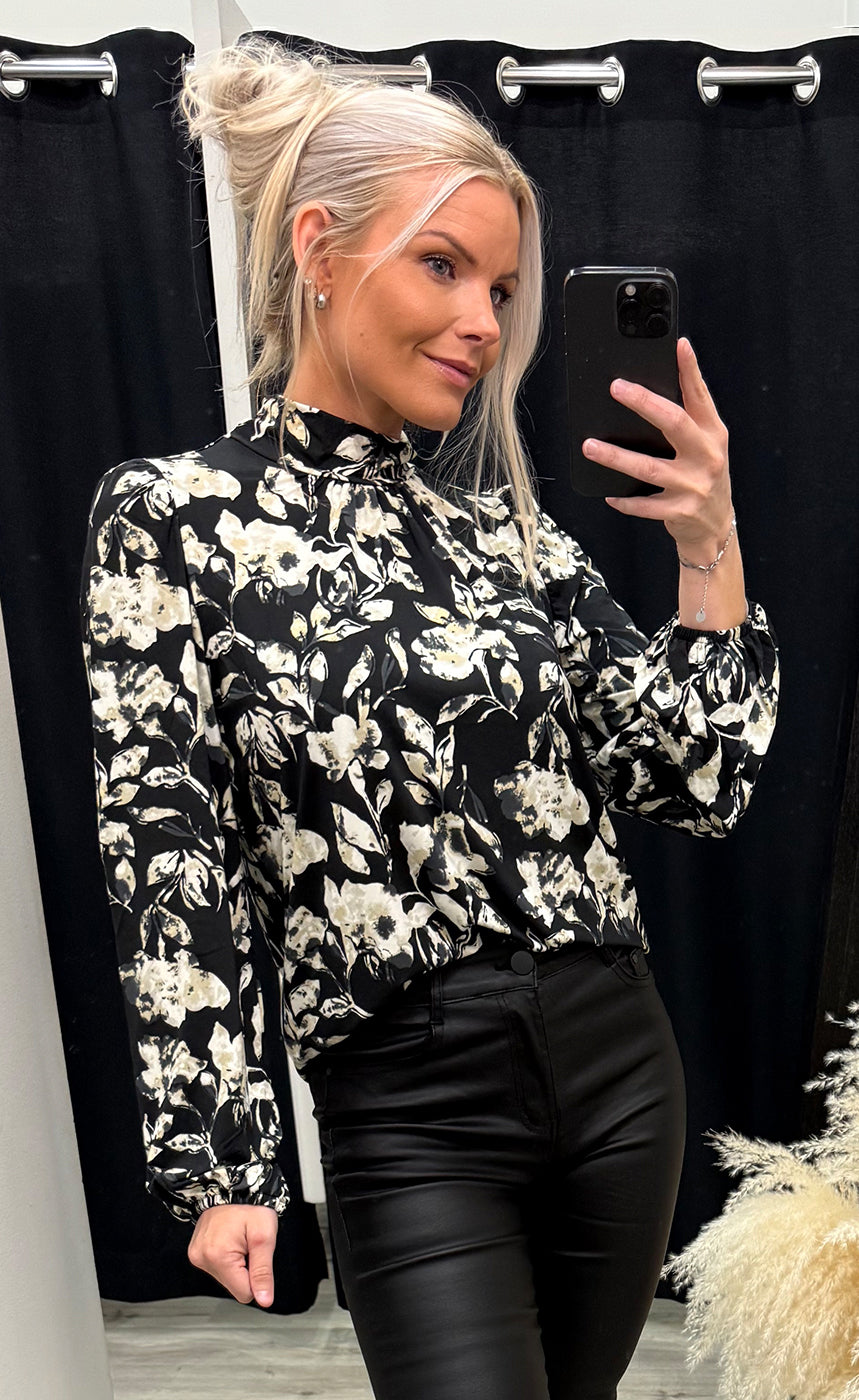 Seen blouse 1 - floral black