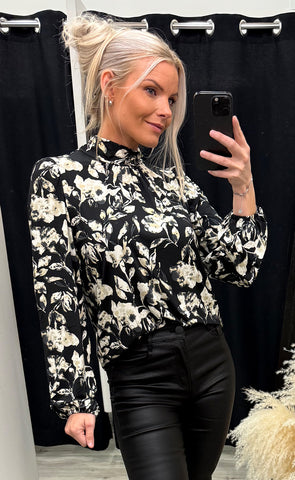Seen blouse 1 - floral black