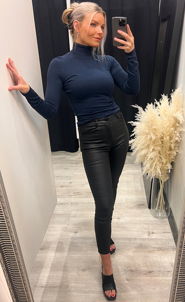 Mafa rollneck - total eclipse