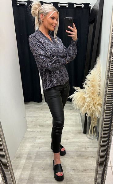 Gladis blouse 2 - night paisley