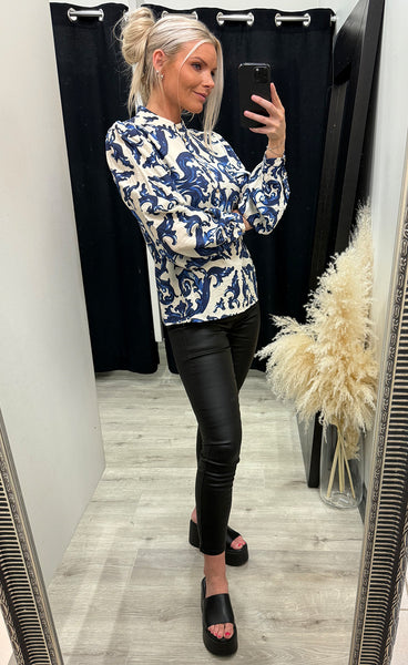 Carrie blouse - off white/blue