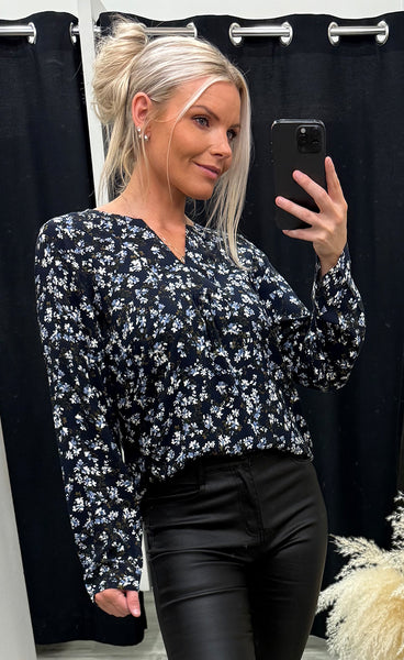 Kiki blouse 1 - floral nightsky