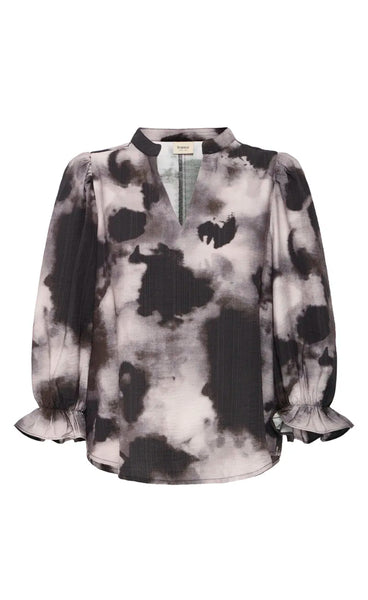 Lainey blouse 1 - pumicestone ghost