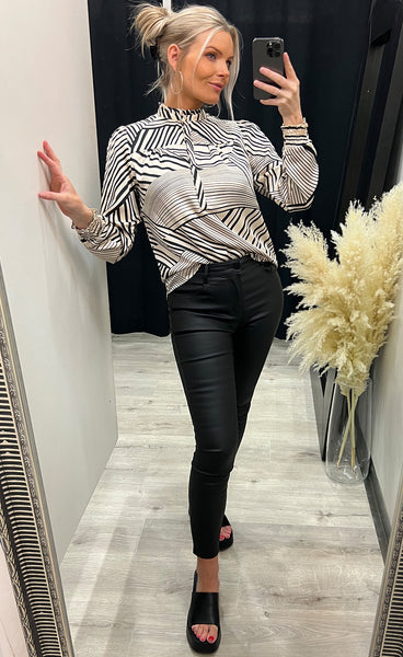 Asta graphic blouse - sand/black