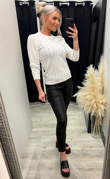 Rosy 3/4 sleeve pullover - cloud dancer