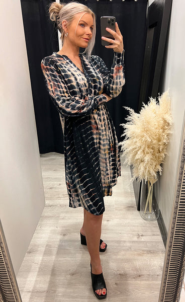 Zane dress - tie dye