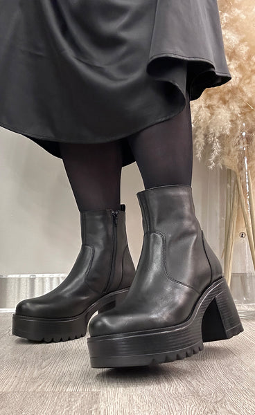 JoDis Helga ökklaskór - black