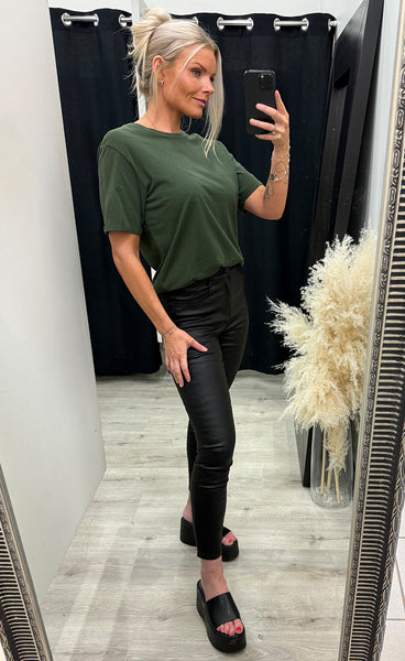 Terina organic tee - duffel bag