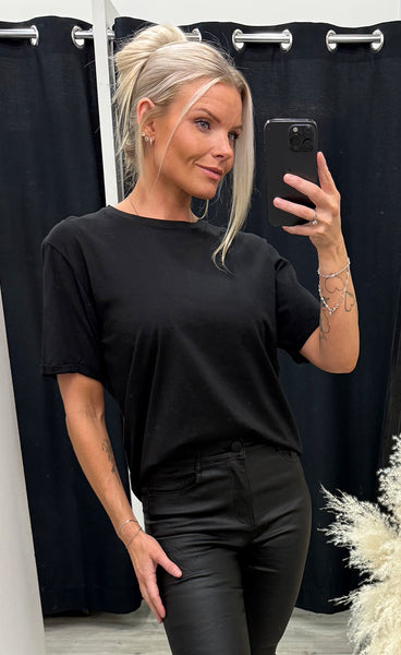 Terina organic tee - black