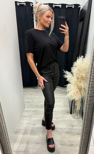 Terina organic tee - black