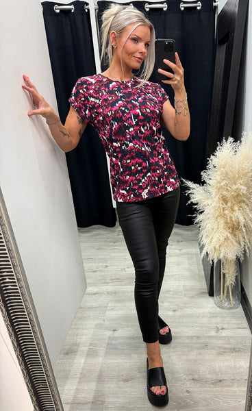 Seen tee 1 - dis boho very berry