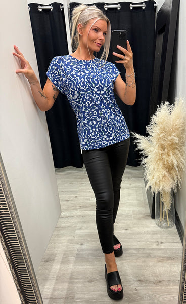 Seen tee 1 - boho bloom navy green