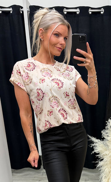 Seen tee 1 - orchid floral