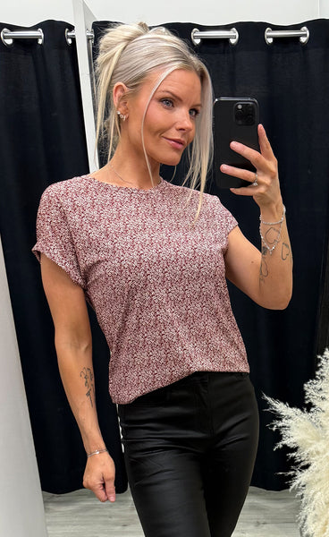 Seen tee 1 - tiny petal syrah