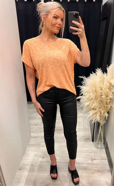 Light tee - mandarin