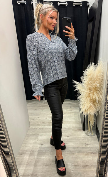 Flowy blouse 3 - tiny petal navy