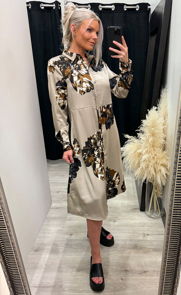 Jannike shirt dress - string mega flower