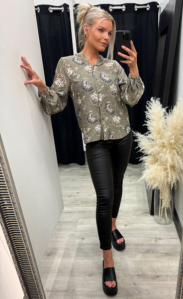 Kalia shirt 1 - olive floral
