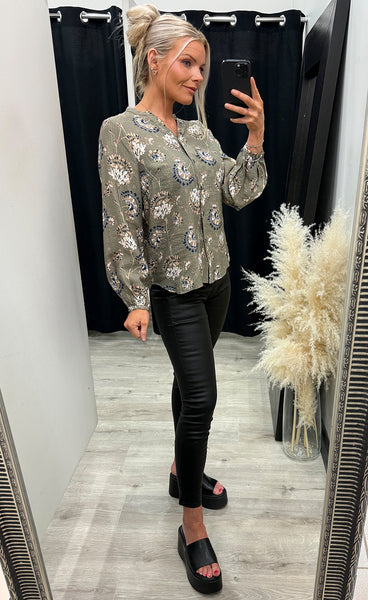 Kalia shirt 1 - olive floral