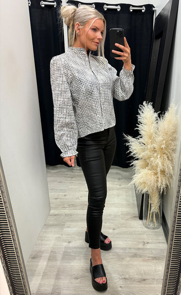 Hesima shirt - black check