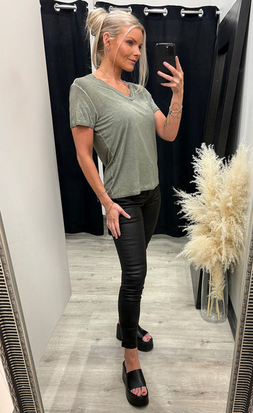 Cayla ruth tee - army