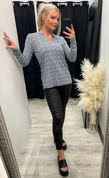 Amy blouse 2 - tiny petal navy