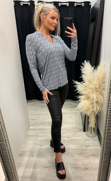 Amy blouse 2 - tiny petal navy