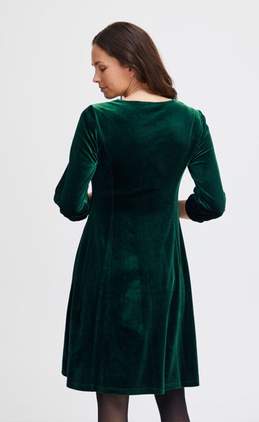 Cassandra dress 1 - ponderosa pine