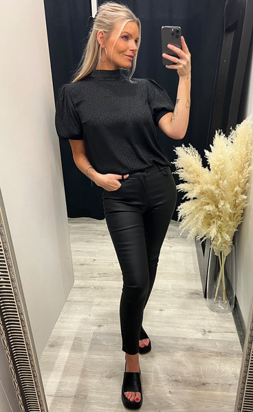 Gila blouse - black