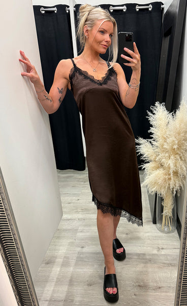 Ellen dress - brown/black