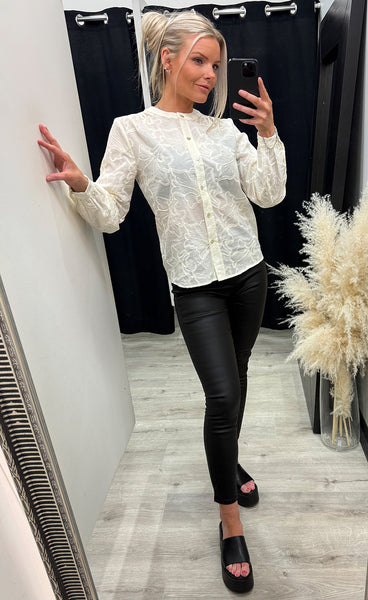 LOVE1519 - cream