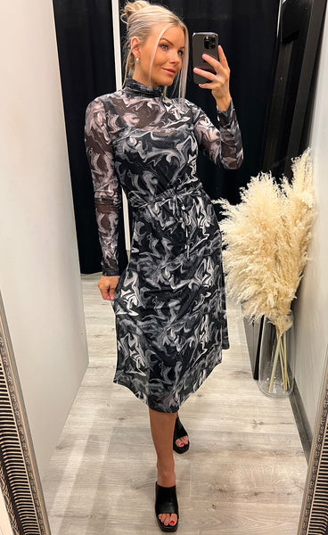 Divia dress - black swirl