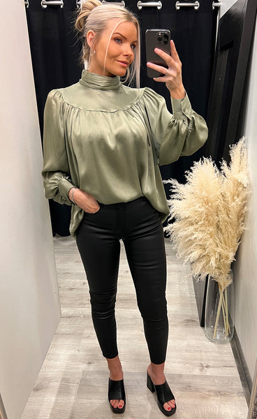 Glowie blouse - sage satin