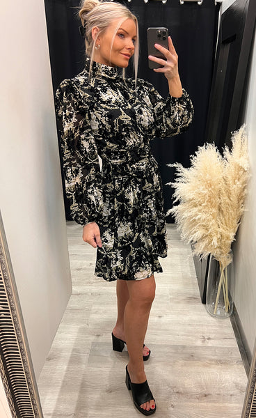 Cecilia dress - black velour