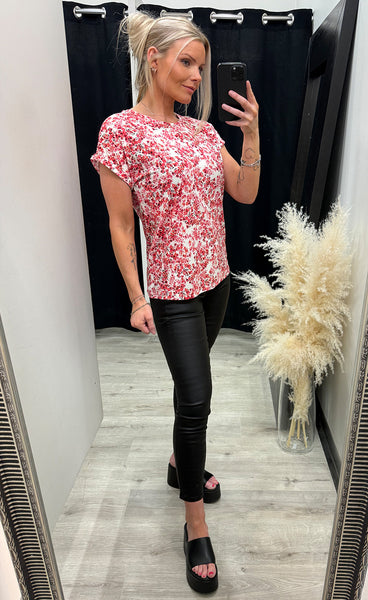 Seen tee 1 - floral hibiscus