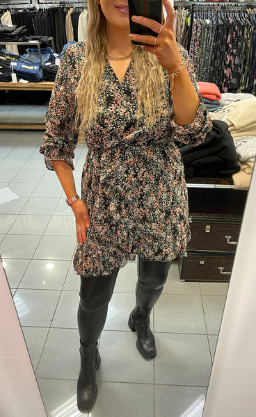 Ruth kjóll - black/floral