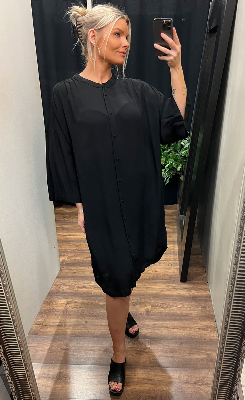 Danni tunic PLUS - black