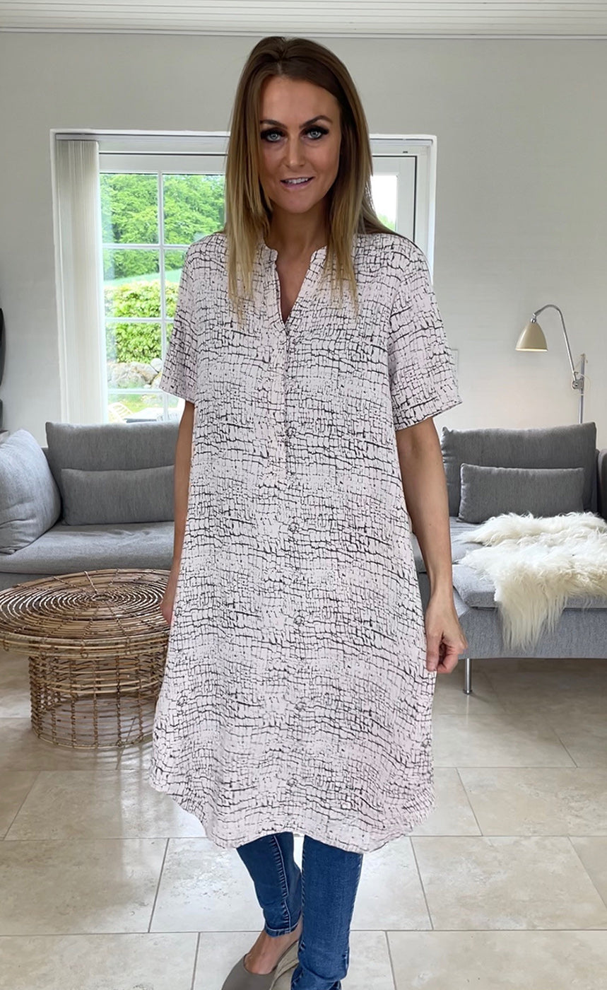 Vigga kjóll - powder