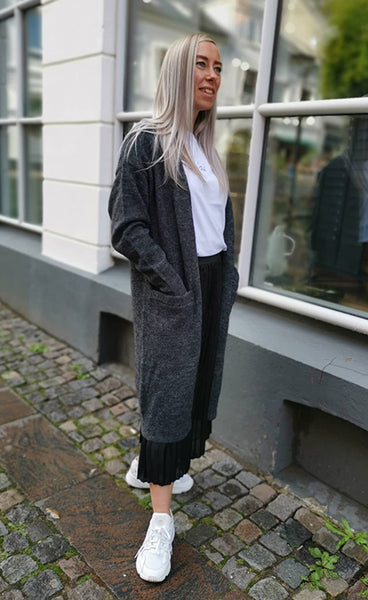 Maren jakkapeysa - charcoal