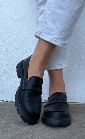 Mokkasínur 930 - black