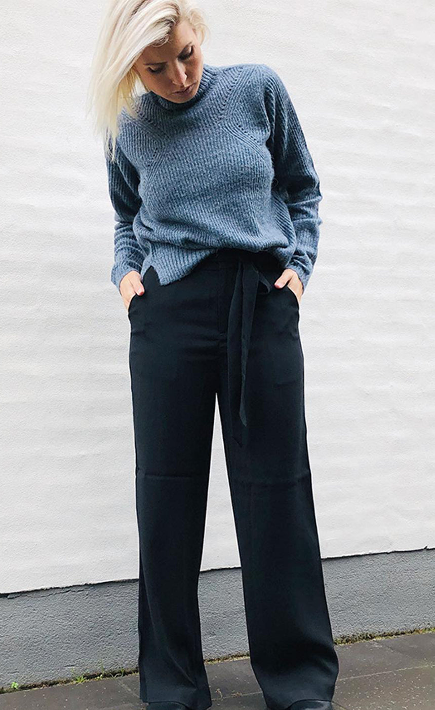 Hallina peysa - vintage indigo